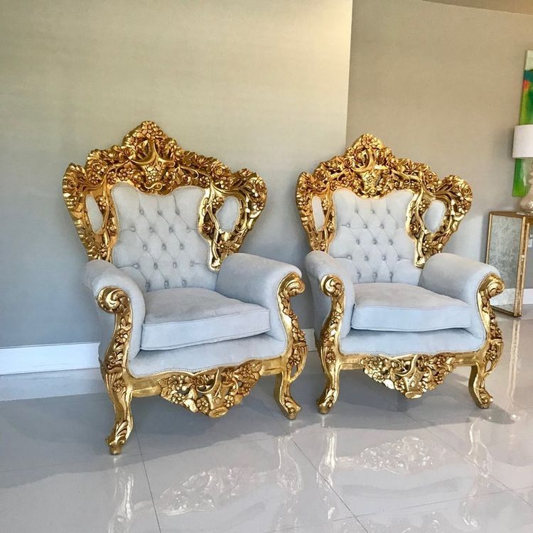 Royal chair